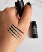 خط چشم مویی گابرینی مدل Matte Eyeliner مشکی ضد آب ۱۰ میل - تصویر 2